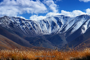 Заснеженная вершина Дунд-Уйгар