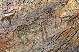 Наскальные рисунки Бикикту-Бом - Каракольская долина