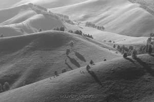 Черно-белое фото Горные склоны