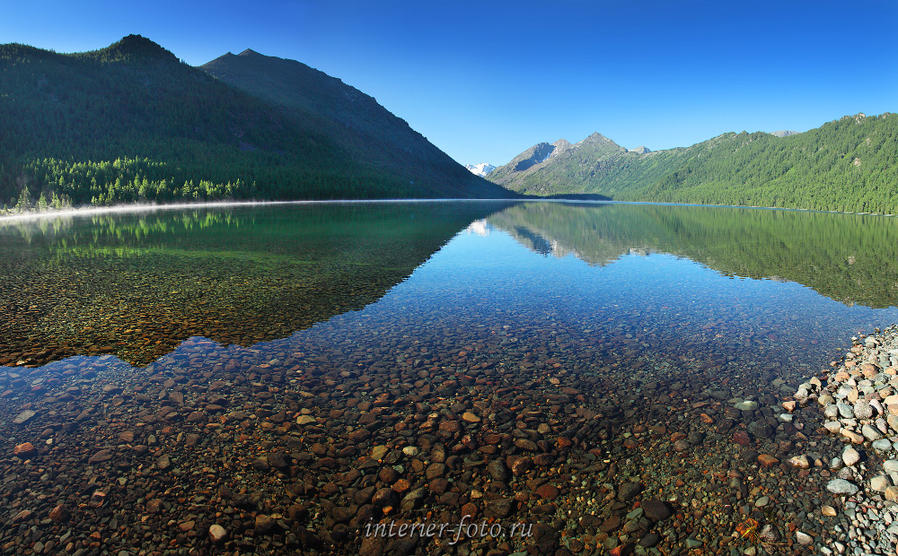Отражение в озере
